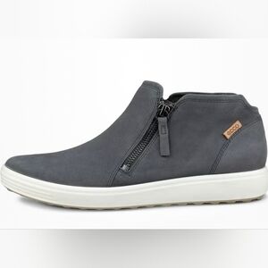 New with Box - ECCO - Women's Low Boot Gray 37